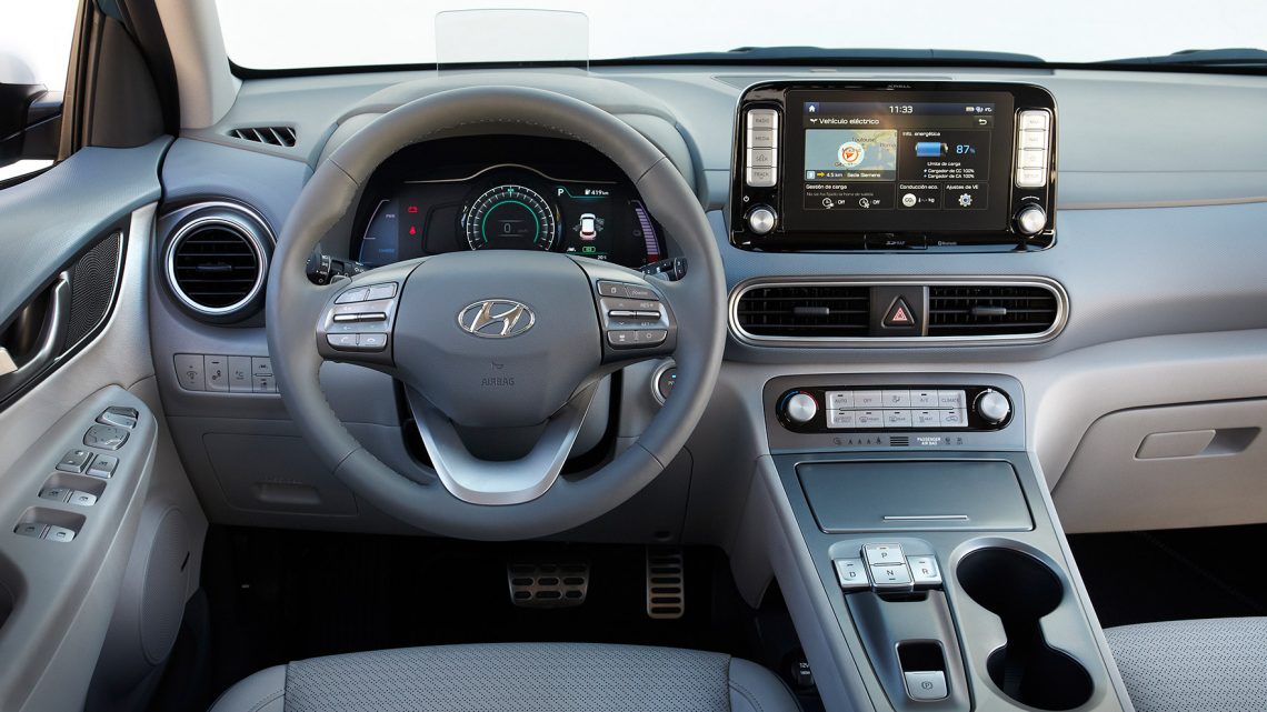 interior del kona Ev